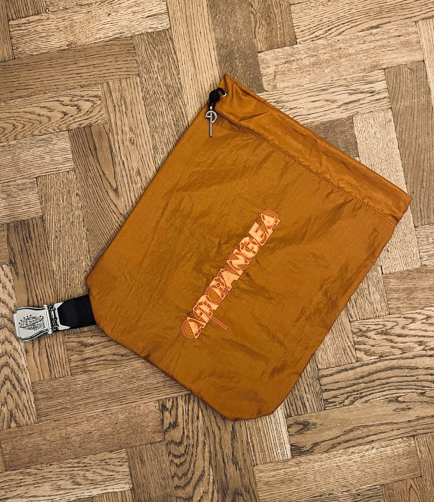 APARATUS x AIR PANGEA BACK PLATE ORANGE